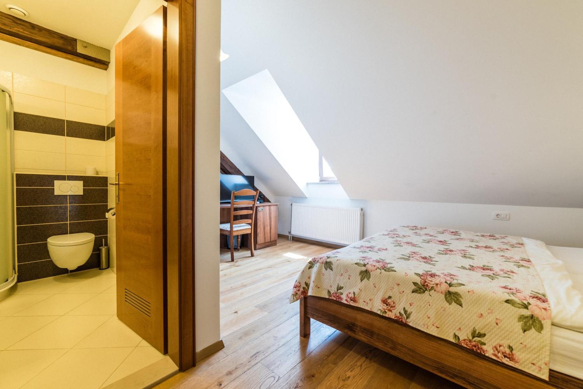 Guesthouse Bistra Vrhnika Luaran gambar