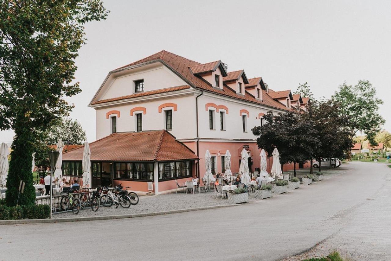 Guesthouse Bistra Vrhnika Luaran gambar
